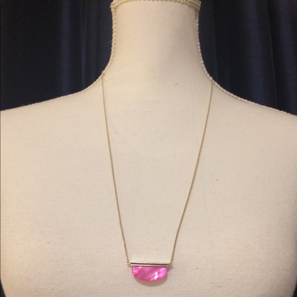 NWT Kendra Scott Dean Pendant Necklace in Pink MOP - Picture 2 of 5